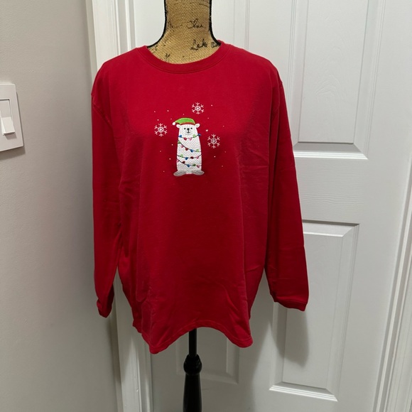 Vintage Embroidered Polar Bear Sweatshirt - Picture 2 of 9